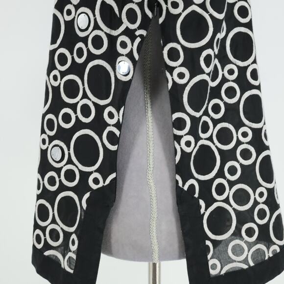 Ann Taylor Top Womens 8 Black White Embroidered Cotton Tunic Sequins Side Zip - Picture 11 of 13